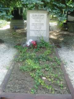 Debrecen, Bocskai út.Köztemető. Budai Ézsaiás sírja.jpg Debrecen, Bocskai út.Köztemető. Budai Ézsaiás sírja.jpg